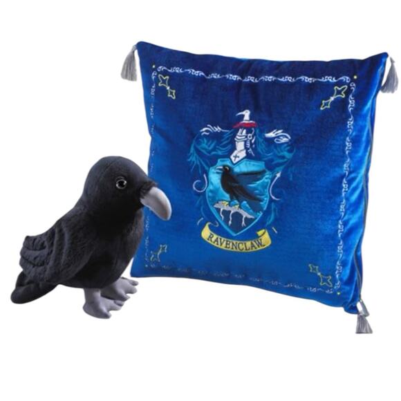 The Noble Collection Ravenclaw Pillow With Raven Plush Harry Potter New - Picture 1 of 3